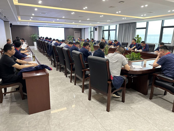 公司召開(kāi)安全、環(huán)保、職業(yè)衛(wèi)生工作會(huì)議 