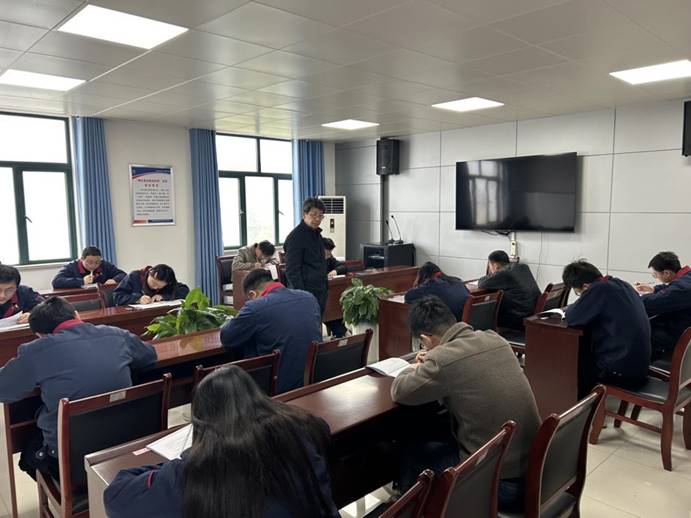 建材公司、檢測公司聯(lián)合開展管理人員業(yè)務提升考試